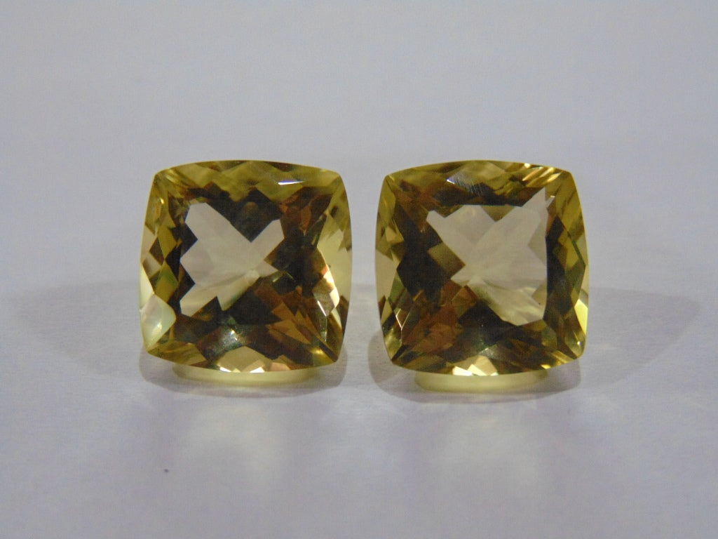 34.60ct Green Gold Pair 16mm